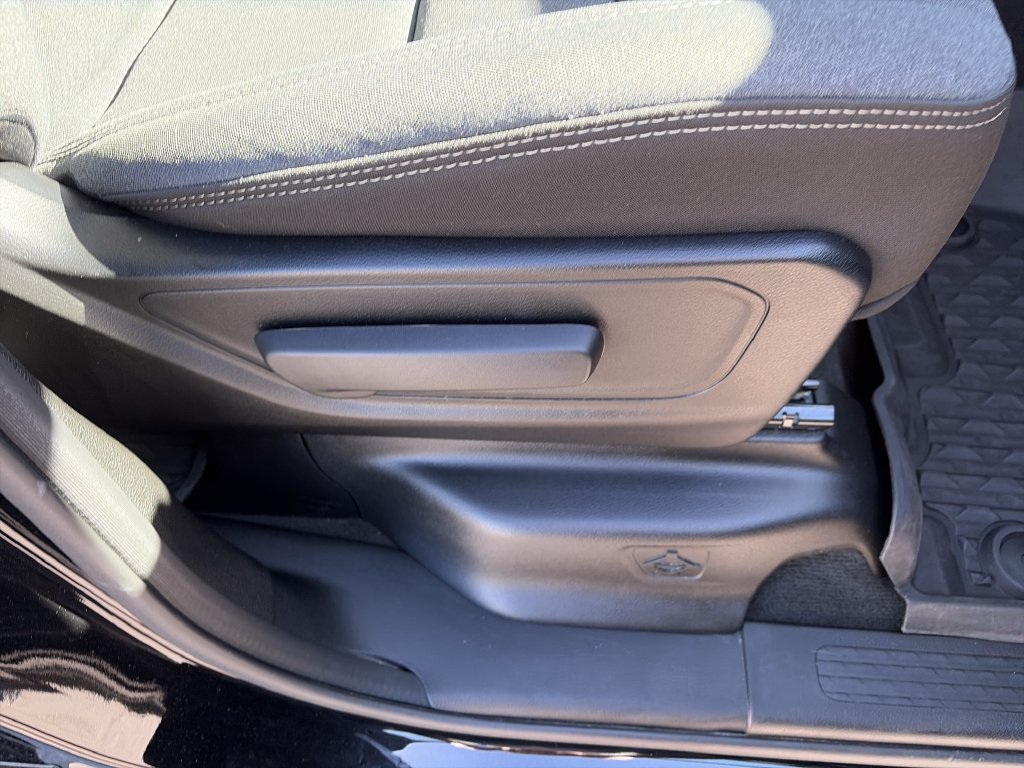 Used 2022 RAM 1500 Big Horn AWD/4WD image 32