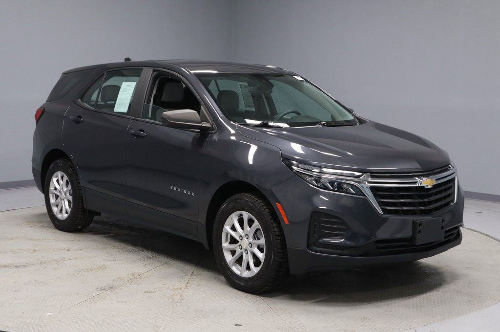 Used 2022 Chevrolet Equinox LS FWD image 1