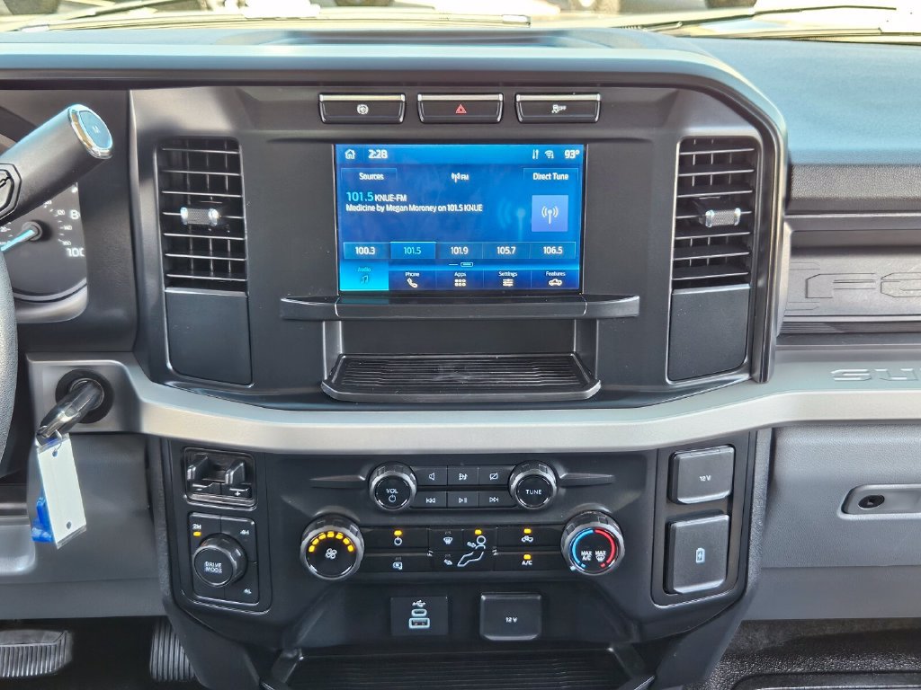 Certified 2024 Ford F350 XL AWD/4WD image 24