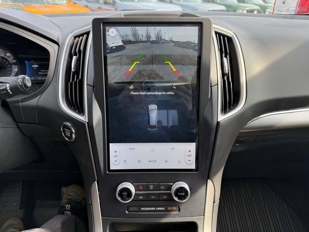 Certified 2022 Ford Edge SEL w/ Convenience Package AWD/4WD image 15
