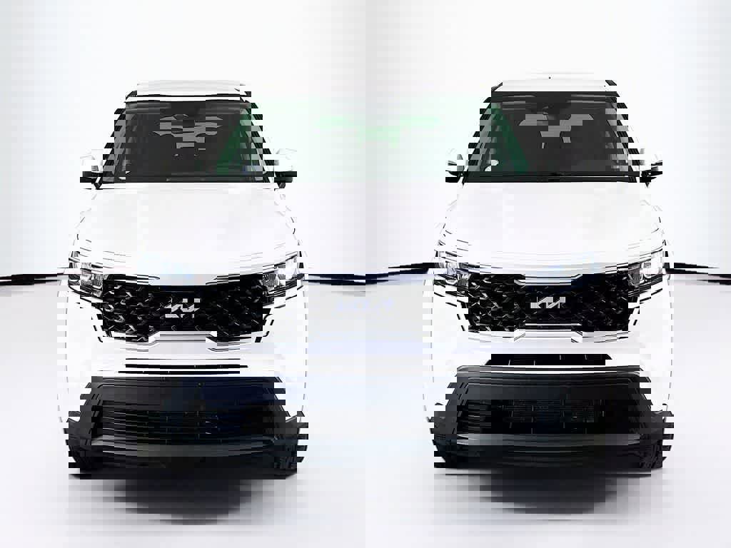 Used 2023 Kia Sorento LX image 8