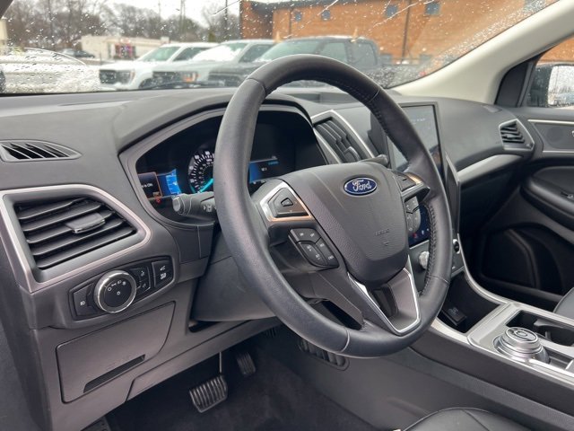 Certified 2024 Ford Edge SEL w/ Convenience Package image 7