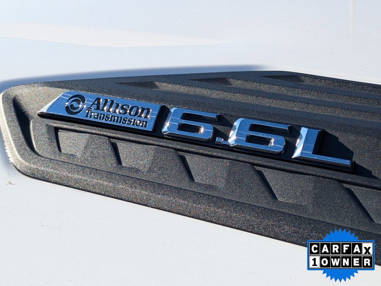 Used 2024 Chevrolet Silverado 2500 LTZ w/ LTZ Plus Package image 11