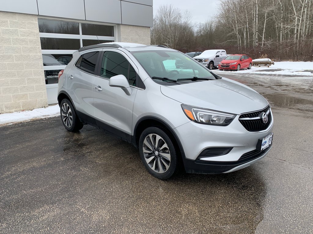 Used 2021 Buick Encore Preferred w/ Safety Package image 3