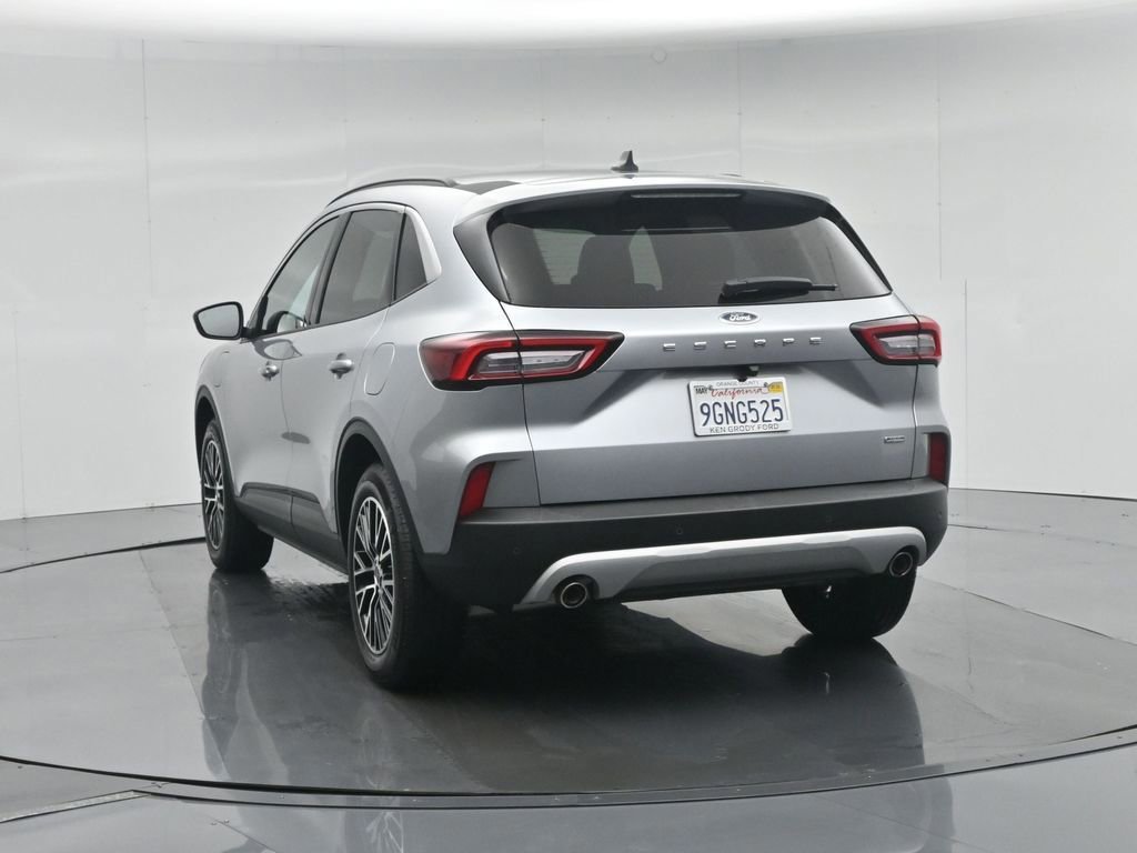 Certified 2023 Ford Escape SE image 19