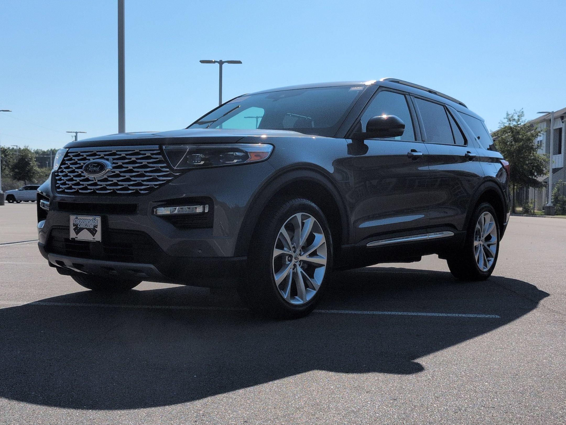Certified 2023 Ford Explorer Platinum w/ Technology Package AWD/4WD image 8