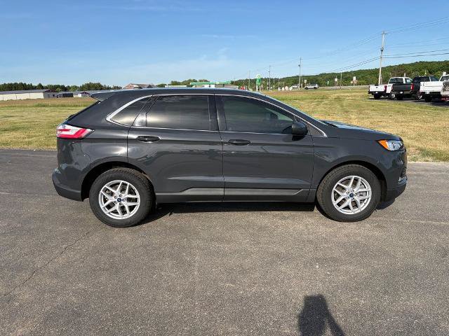 Certified 2021 Ford Edge SEL w/ Convenience Package AWD/4WD image 9