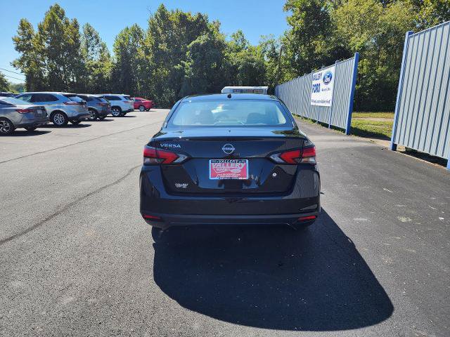 Used 2024 Nissan Versa S w/ Trunk Package FWD image 4