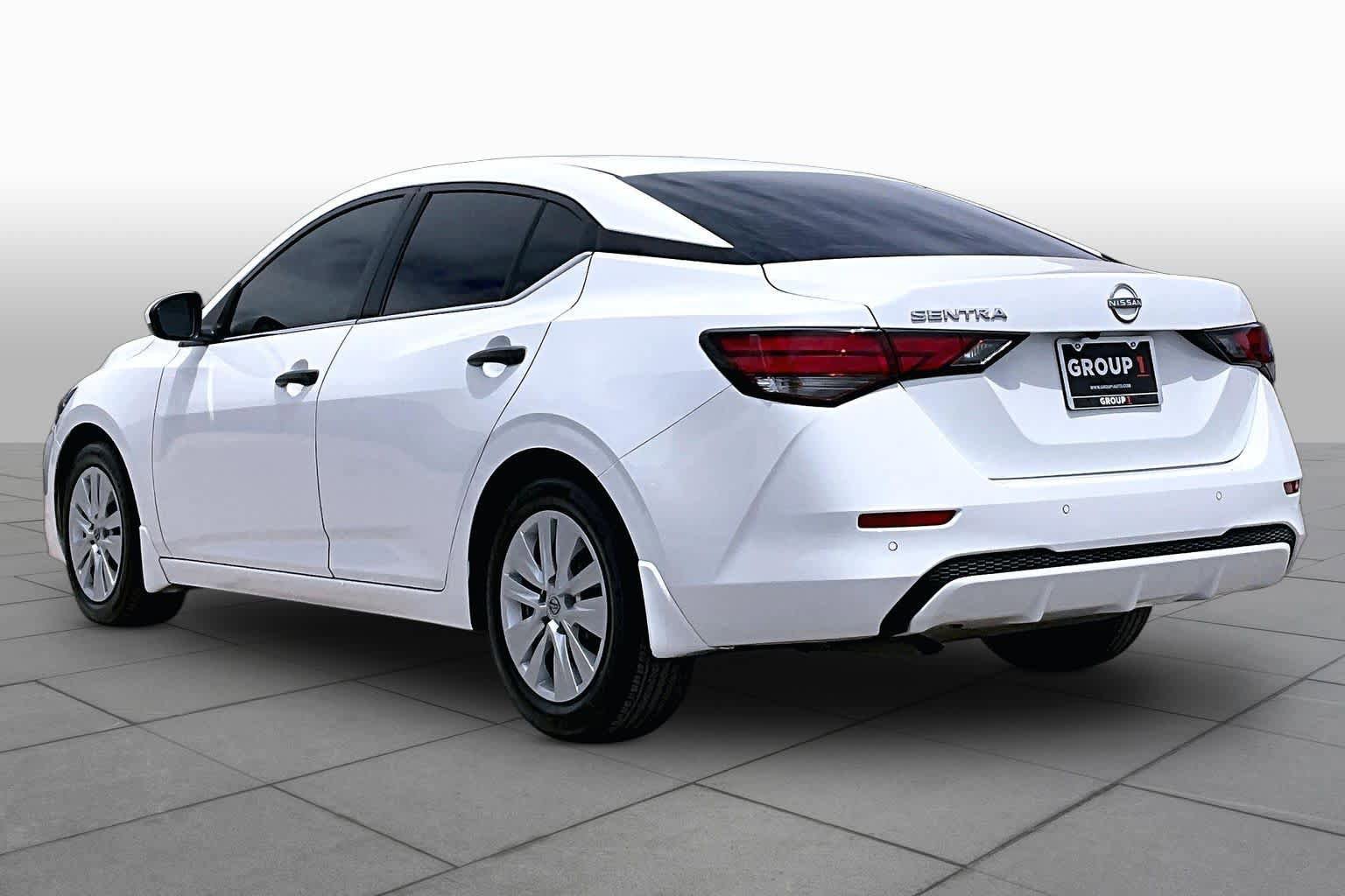 Used 2025 Nissan Sentra S FWD image 11