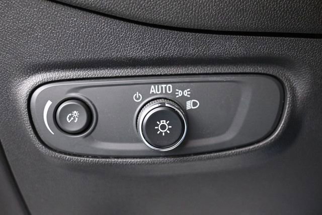 Used 2022 Chevrolet Equinox RS w/ LPO, Floor Liner Package FWD image 23