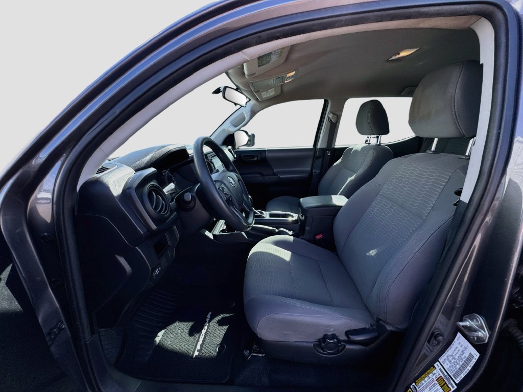 Used 2017 Toyota Tacoma SR RWD image 19