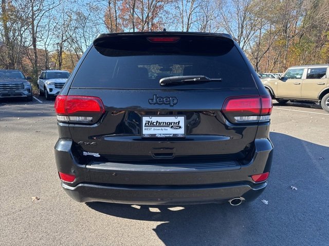 Used 2021 Jeep Grand Cherokee Laredo X image 4