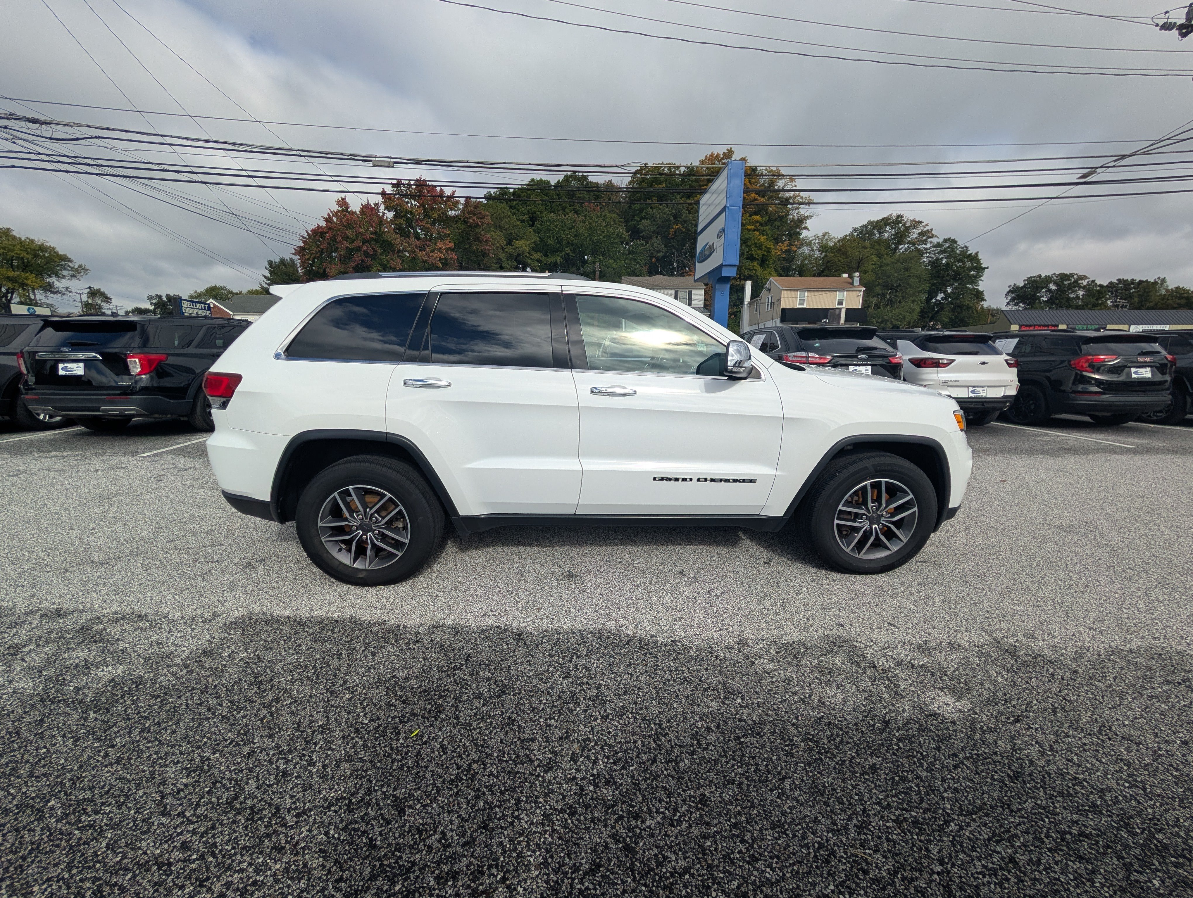 Used 2020 Jeep Grand Cherokee Limited AWD/4WD image 8