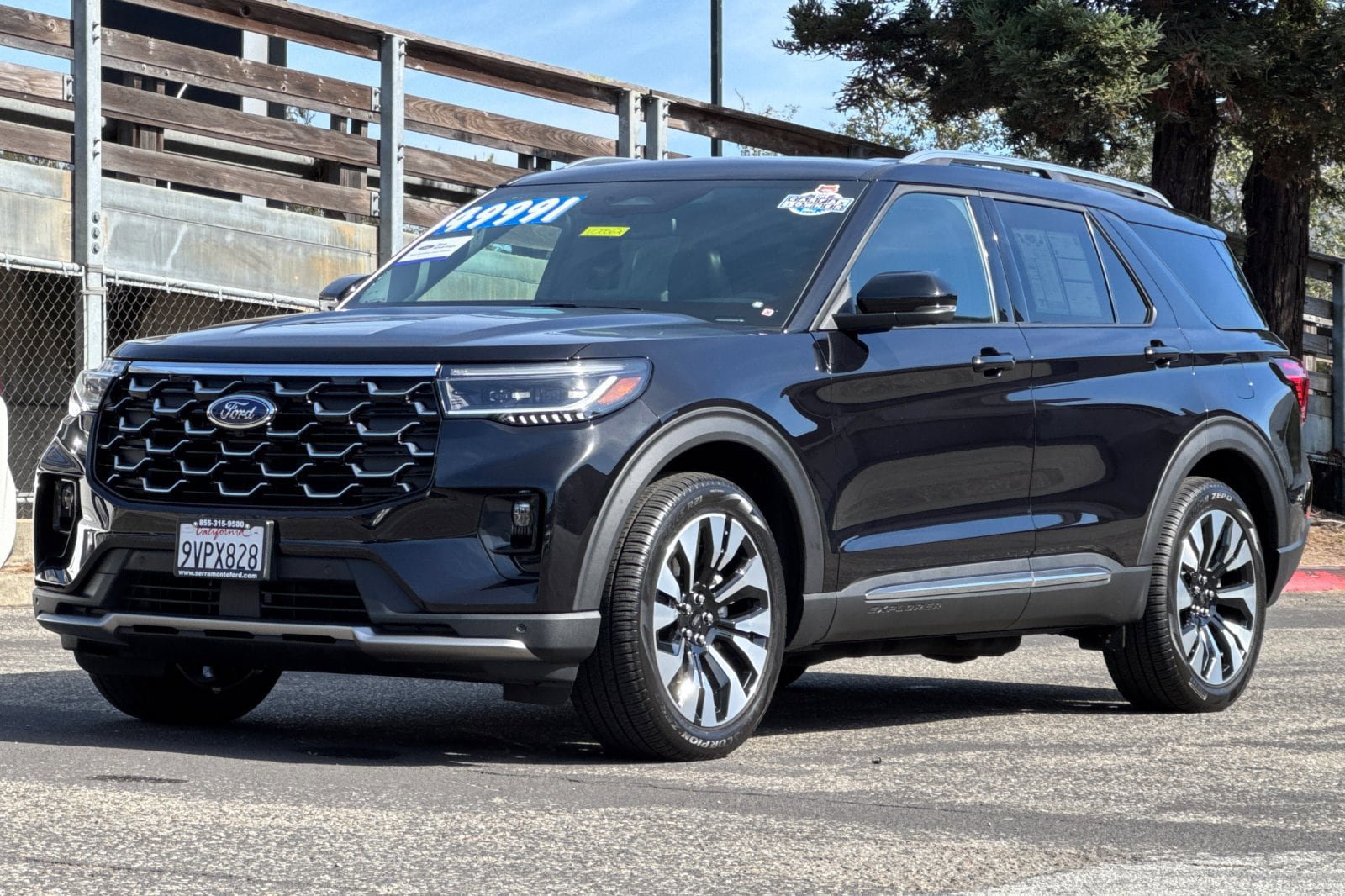 Certified 2026 Ford Explorer Platinum w/ LUX Leather Package AWD/4WD image 11