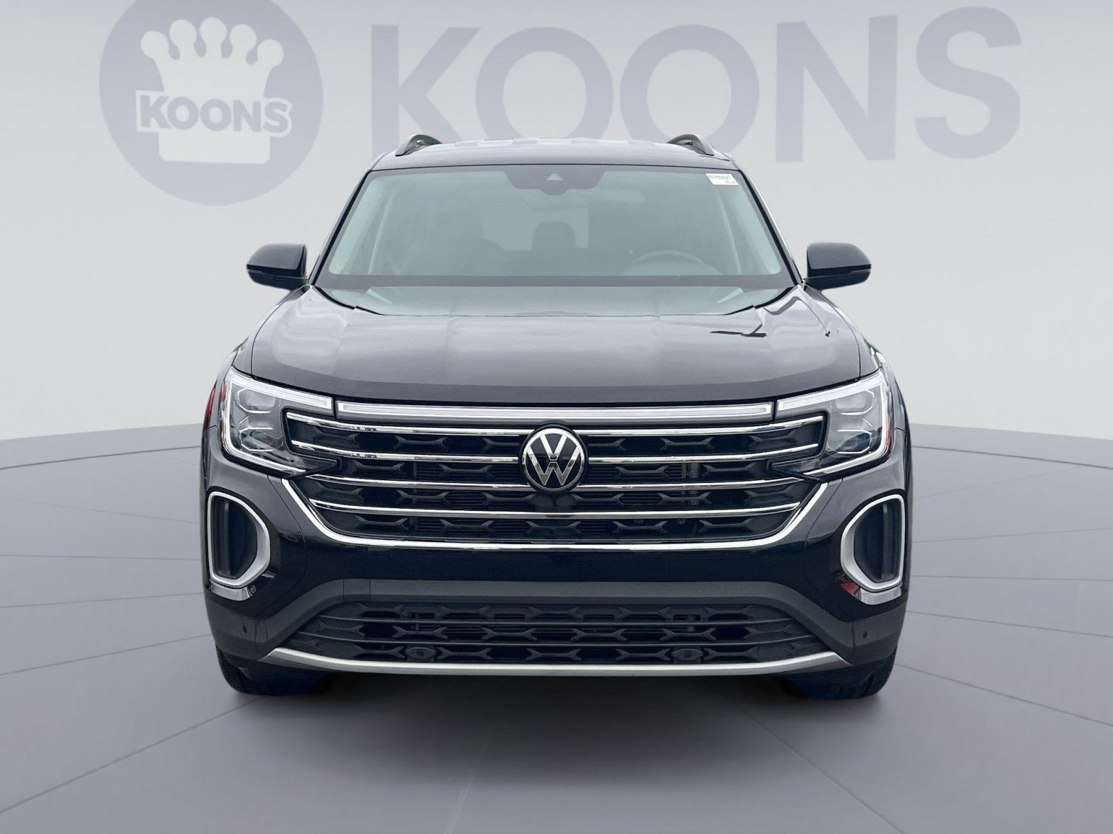 Used 2025 Volkswagen Atlas SE FWD image 4