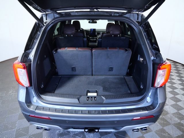 Certified 2023 Ford Explorer Platinum w/ Technology Package AWD/4WD image 9