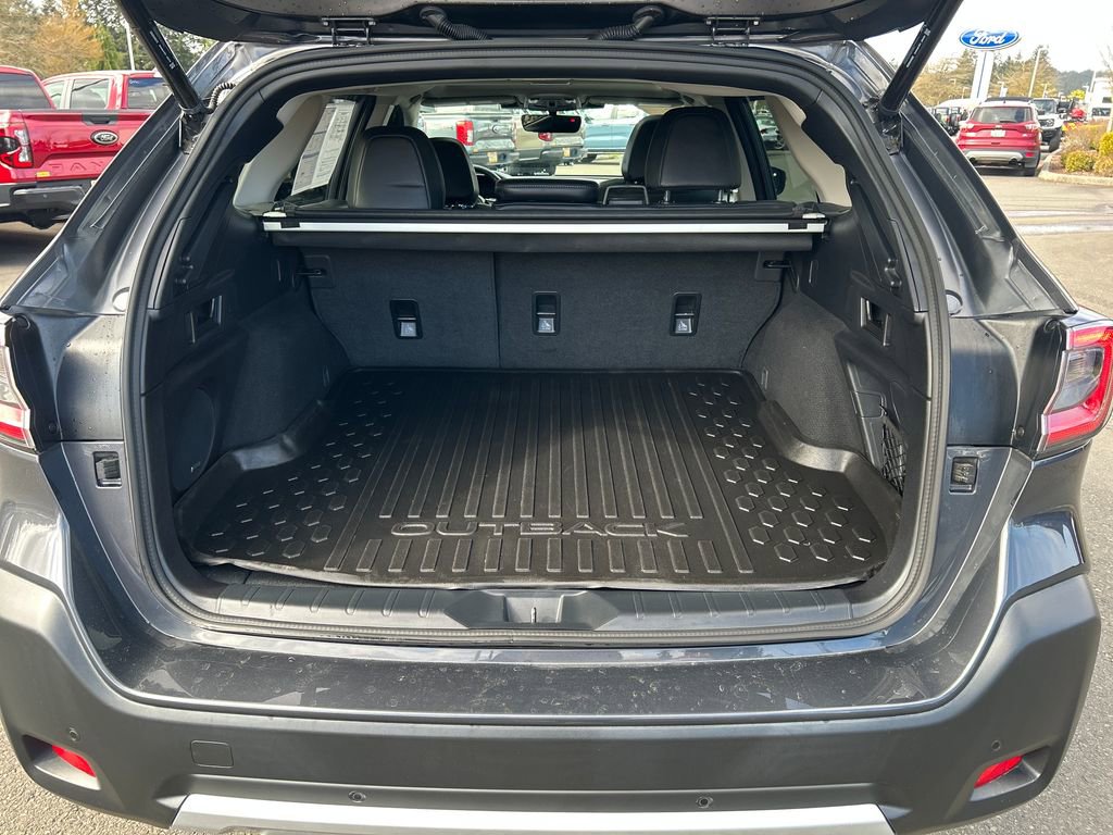 Used 2023 Subaru Outback Limited image 59