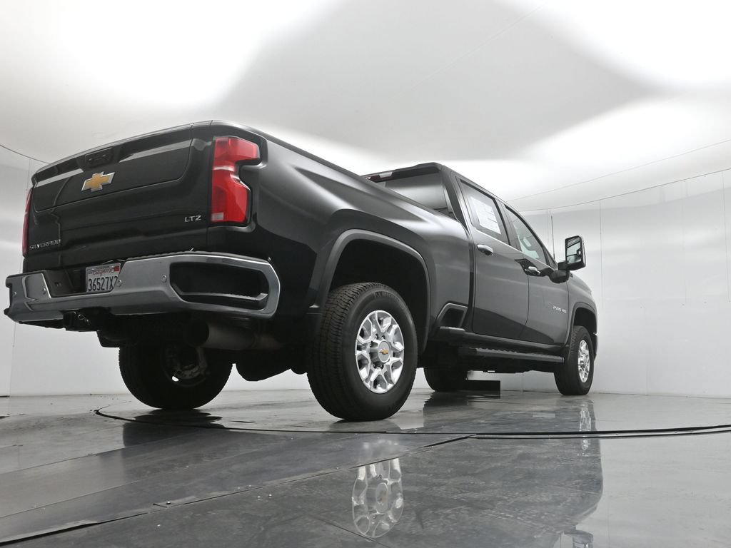 Used 2024 Chevrolet Silverado 2500 LTZ w/ LTZ Convenience Package AWD/4WD image 51