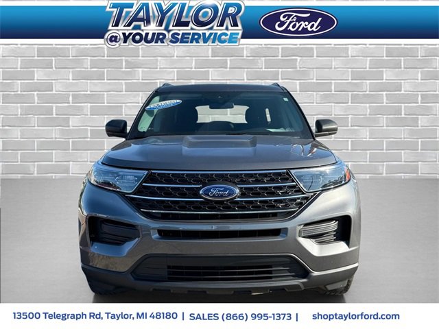 Certified 2023 Ford Explorer XLT w/ Class IV Trailer Tow Package image 2