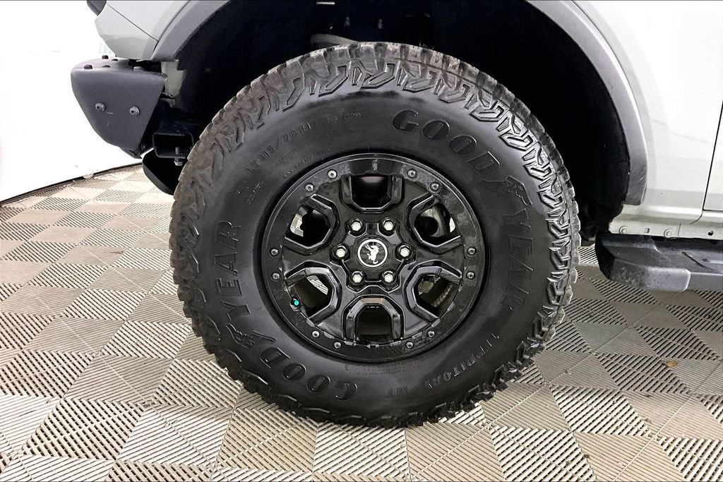 Certified 2024 Ford Bronco Wildtrak AWD/4WD image 7
