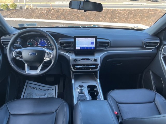 Certified 2022 Ford Explorer XLT w/ Equipment Group 202A image 28