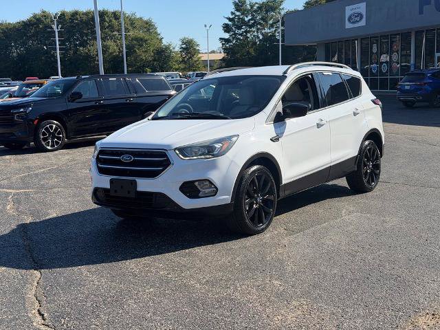 Certified 2018 Ford Escape SEL w/ SEL Sport Appearance Package AWD/4WD image 3