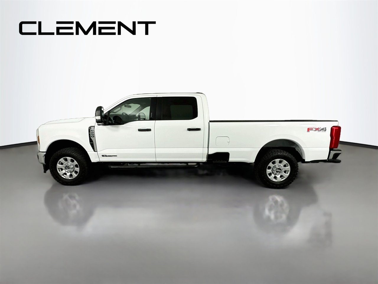 Certified 2024 Ford F250 XLT w/ FX4 Off-Road Package AWD/4WD image 6
