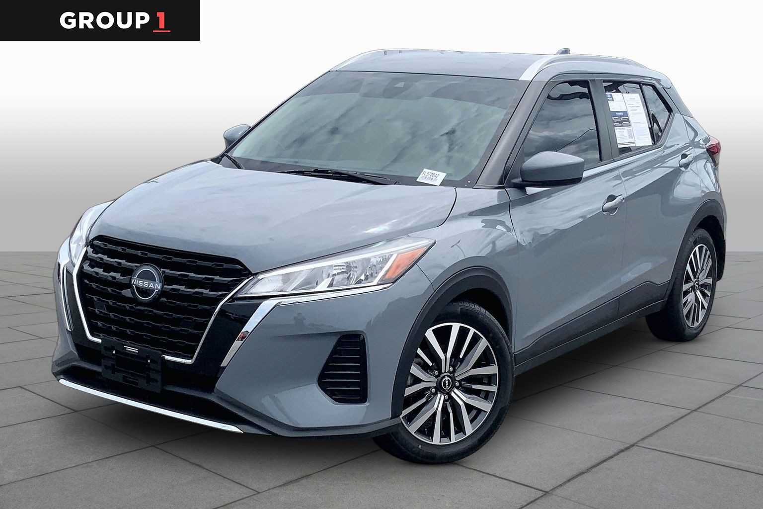 Used 2023 Nissan Kicks SV