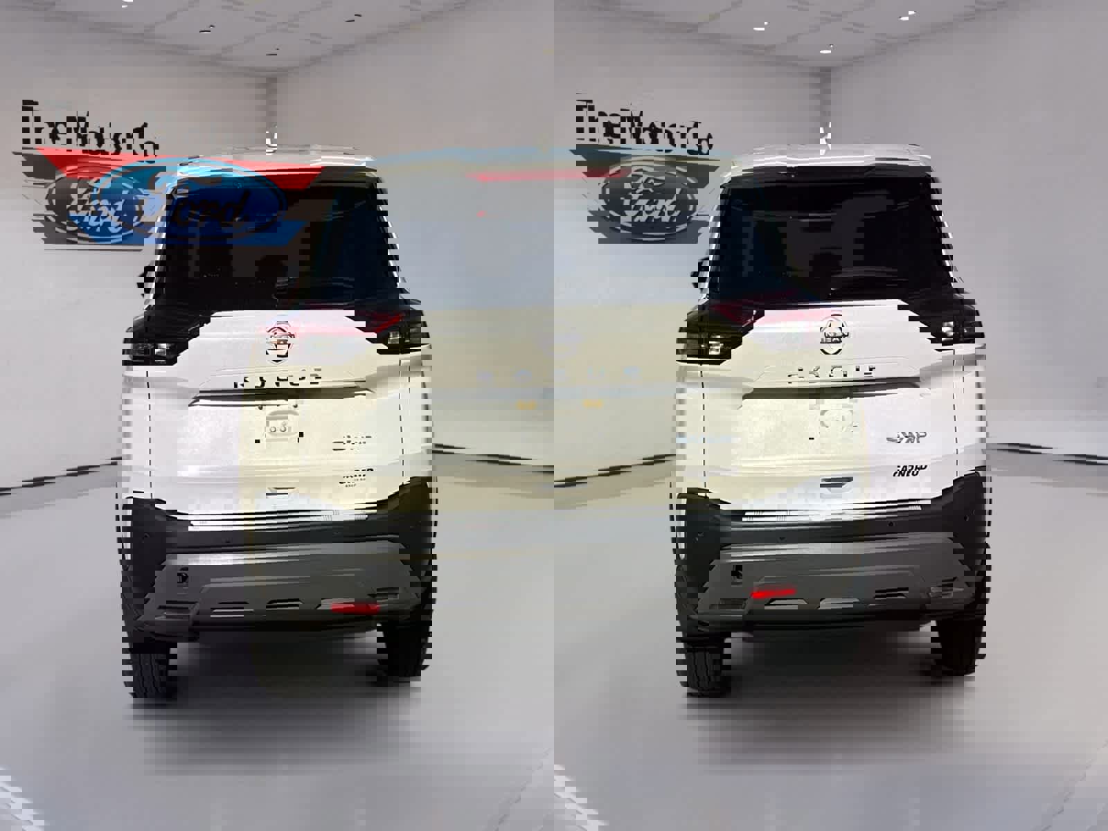 Used 2022 Nissan Rogue SV image 4