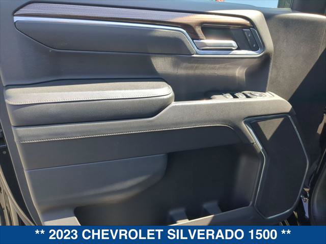 Used 2023 Chevrolet Silverado 1500 LT w/ Z71 Off-Road Package AWD/4WD image 10