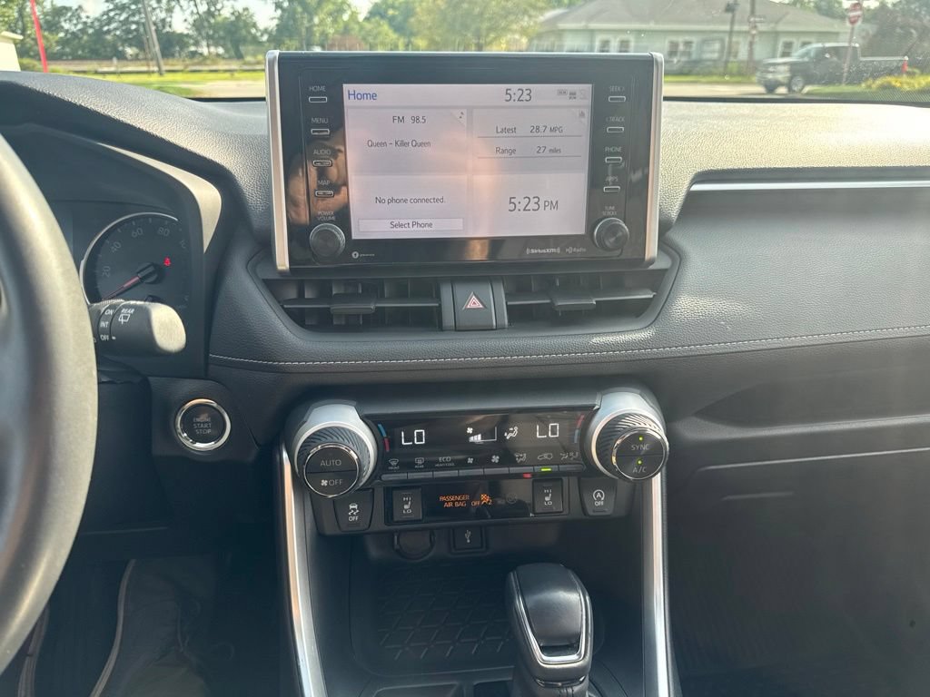 Used 2020 Toyota RAV4 XLE w/ Convenience Package AWD/4WD image 6