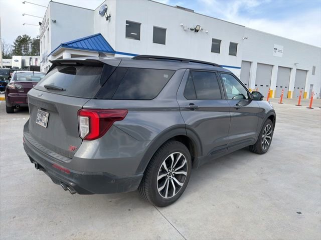 Certified 2021 Ford Explorer ST w/ Equipment Group 401A image 16