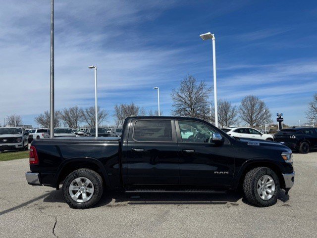 Used 2022 RAM 1500 Laramie AWD/4WD image 9