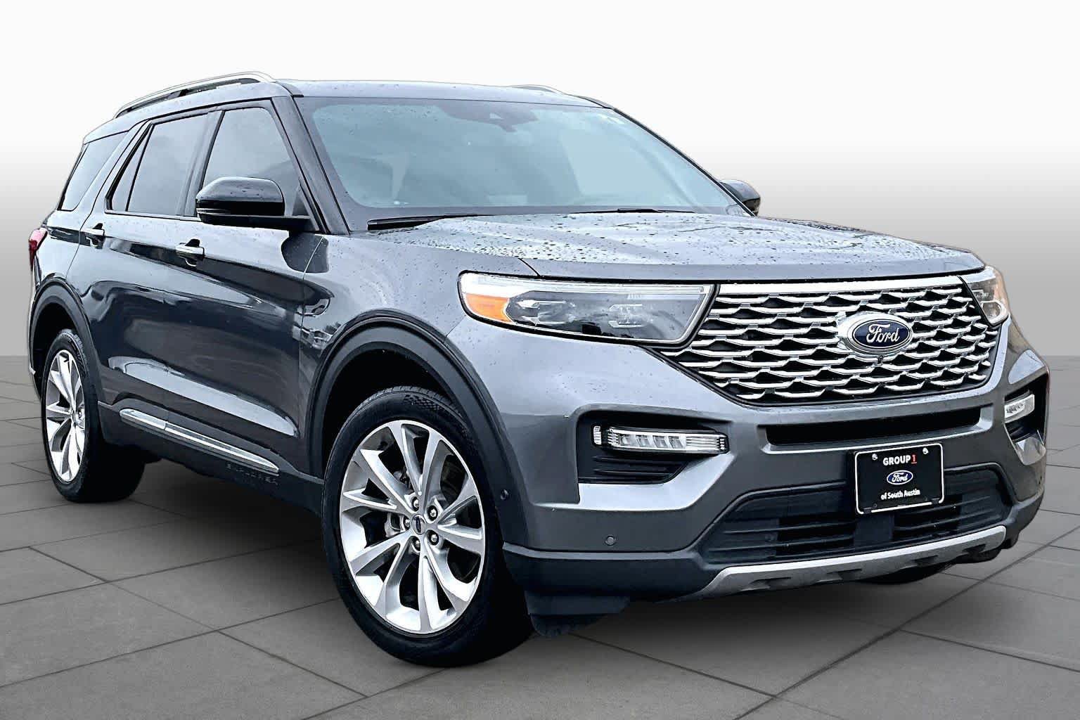 Certified 2021 Ford Explorer Platinum w/ Equipment Group 601A AWD/4WD image 3