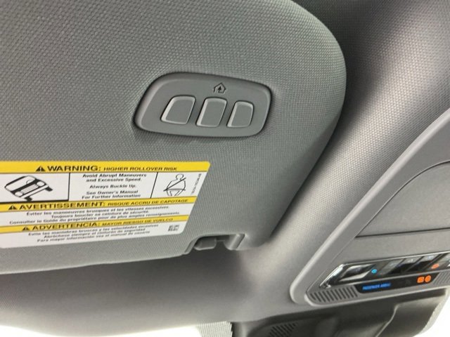 Certified 2025 Ford F350 Lariat w/ FX4 Off-Road Package image 26