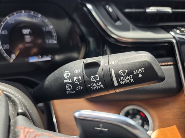 Used 2024 Jeep Grand Cherokee L Summit AWD/4WD image 31