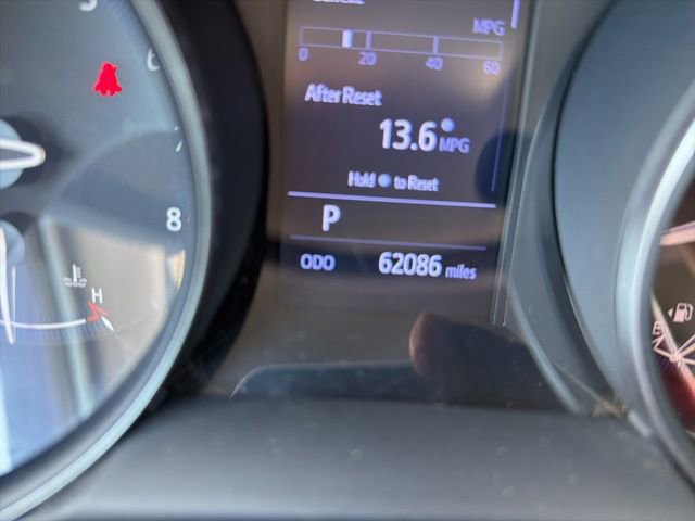 Used 2020 Toyota C-HR XLE image 36