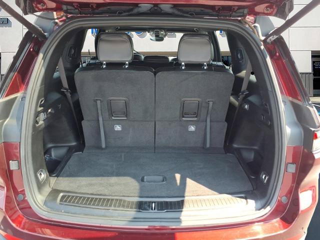 Used 2023 Jeep Grand Cherokee L Laredo AWD/4WD image 24