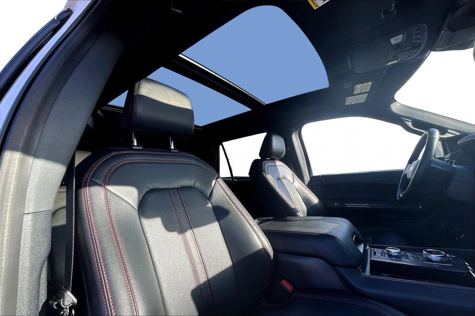 Certified 2022 Ford Expedition Max Limited image 23