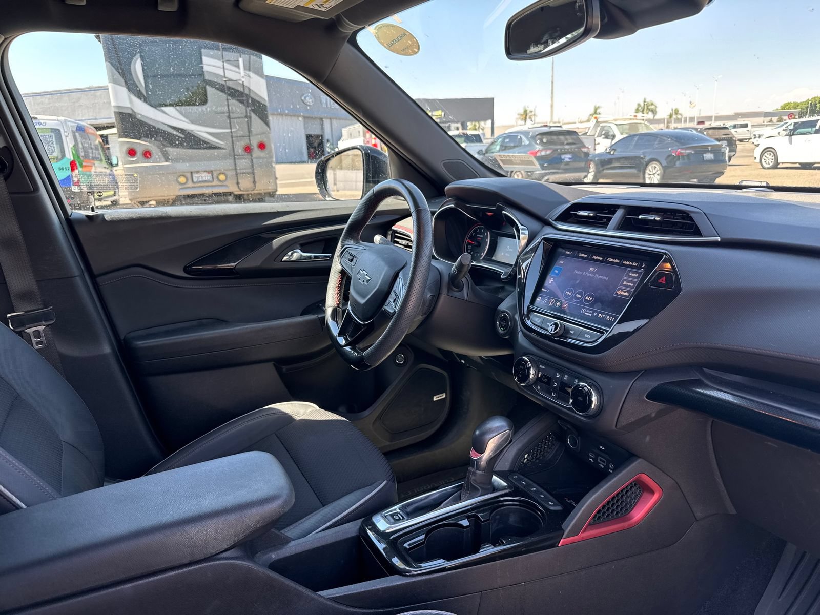 Used 2023 Chevrolet TrailBlazer RS w/ Sun and Liftgate Package FWD image 19