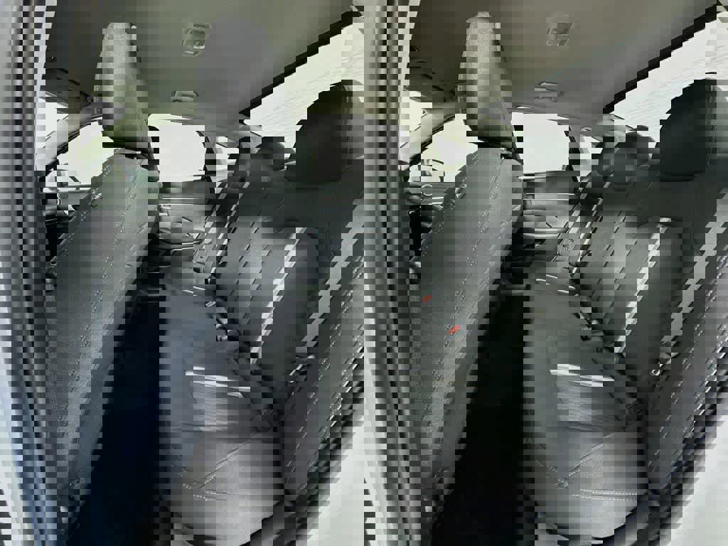 Used 2025 Hyundai Sonata SE FWD image 15