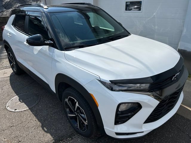 Used 2022 Chevrolet TrailBlazer RS w/ Sun and Liftgate Package AWD/4WD image 7