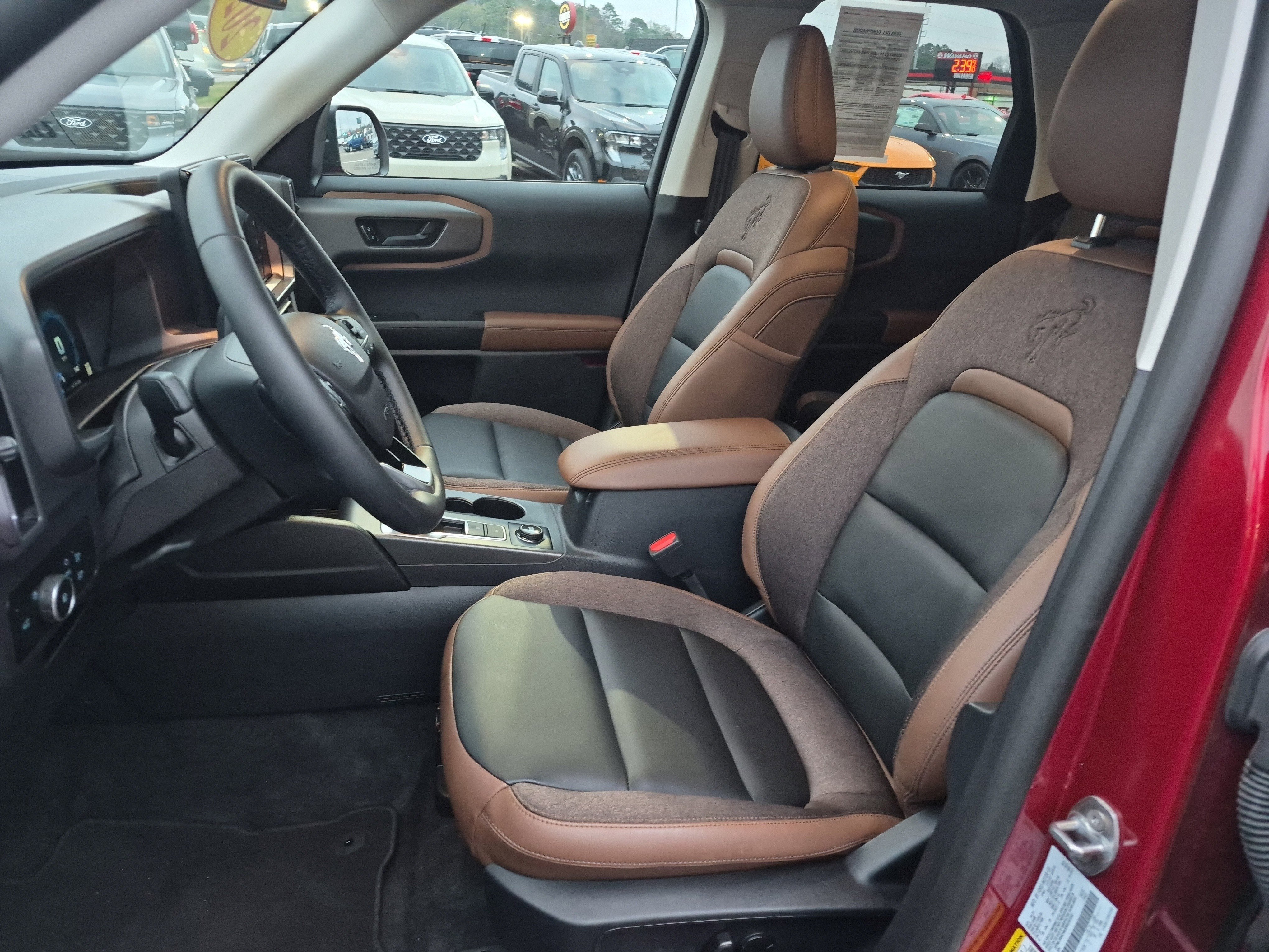 Certified 2025 Ford Bronco Sport Outer Banks w/ Outer Banks Tech Package+ image 11