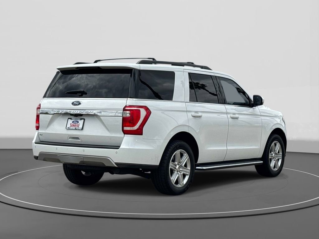Certified 2019 Ford Expedition XLT w/ Equipment Group 202A RWD image 5