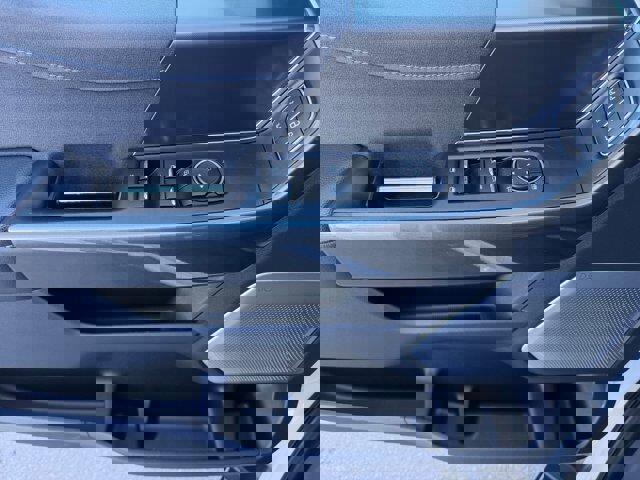 Certified 2022 Ford F150 Lariat w/ Equipment Group 502A High image 14