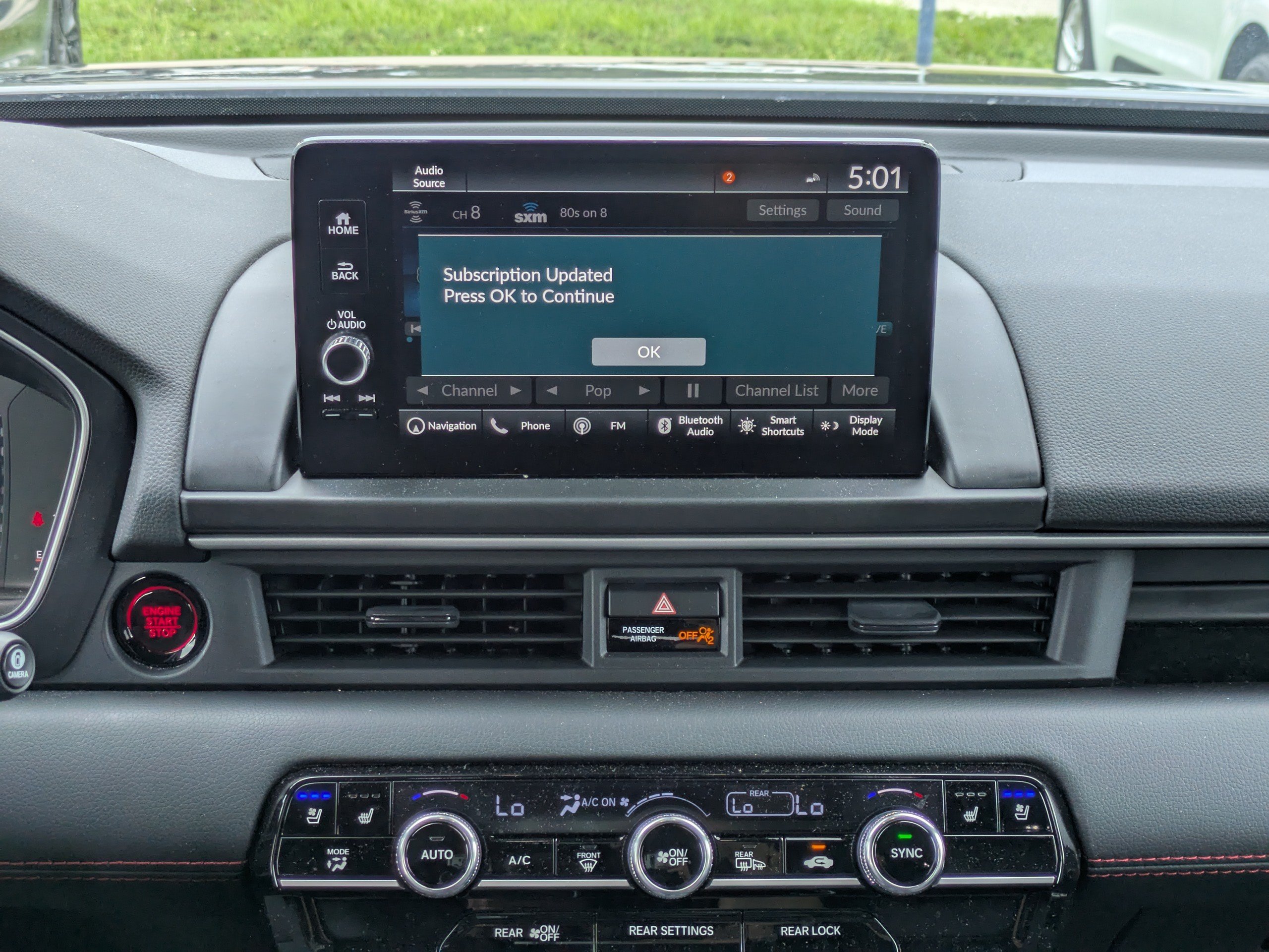 Used 2025 Honda Pilot Black Edition image 17