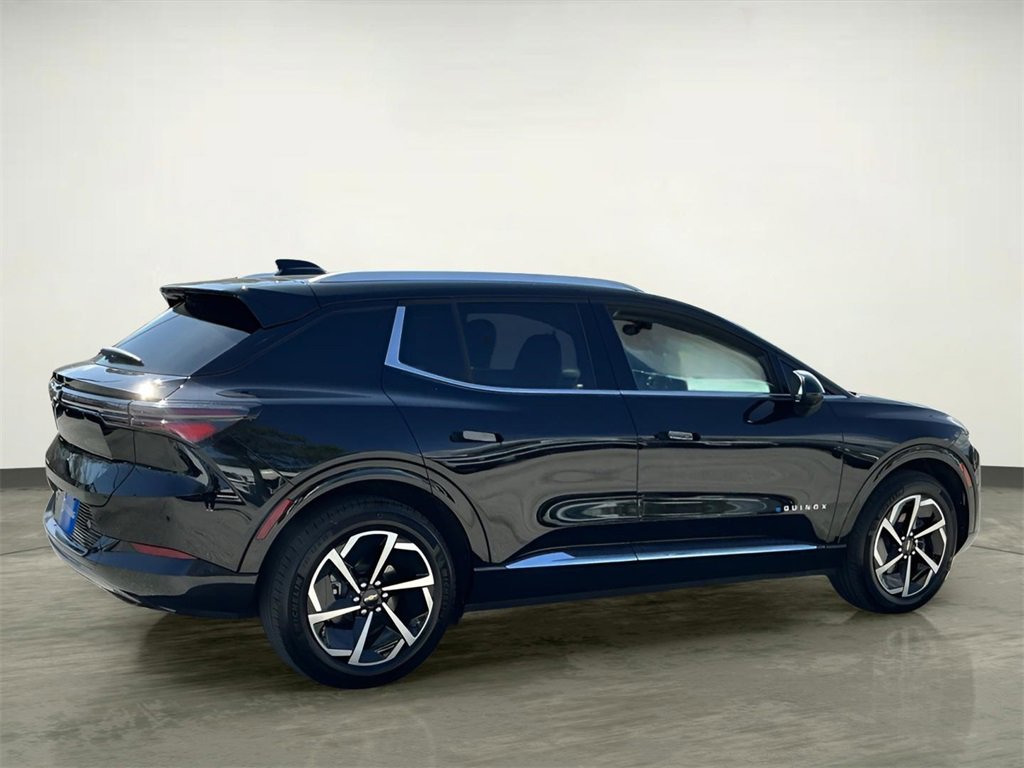 Used 2025 Chevrolet Equinox EV LT image 10