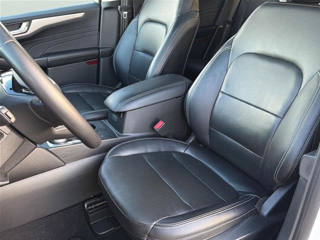Certified 2022 Ford Escape SEL w/ Technology Package FWD image 12