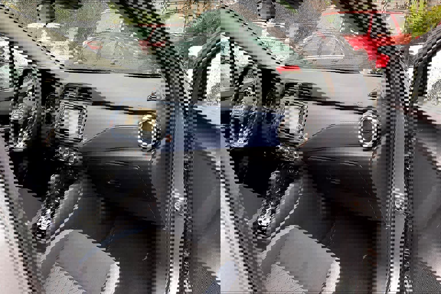 Used 2023 Nissan Versa SV image 23