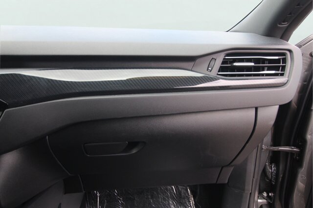 Certified 2025 Ford Escape ST-Line AWD/4WD image 17